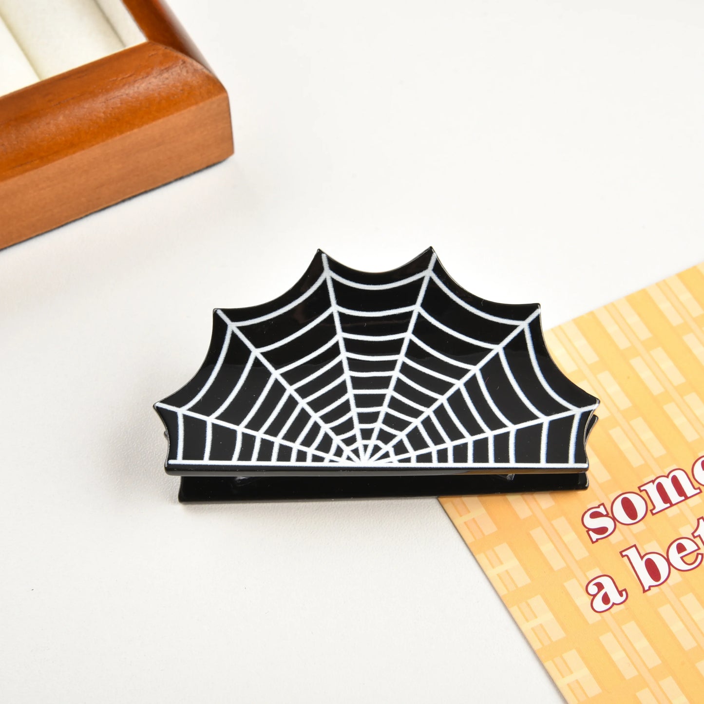 Ghost Bat Skull Hair Claw β Spooky-Cute Halloween Clip