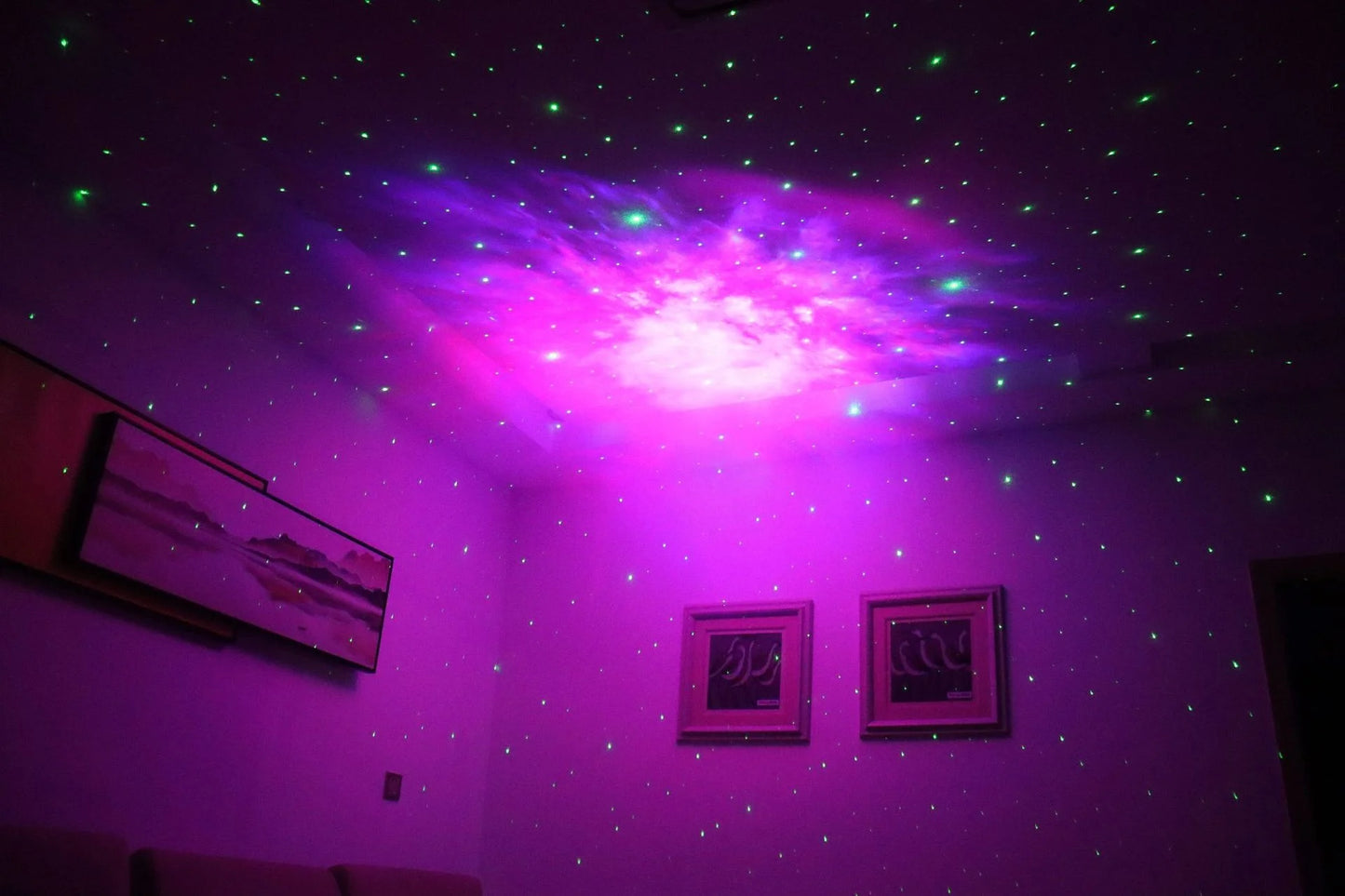 Astronaut Galaxy Projector Light – Starry Skies in Your Room
