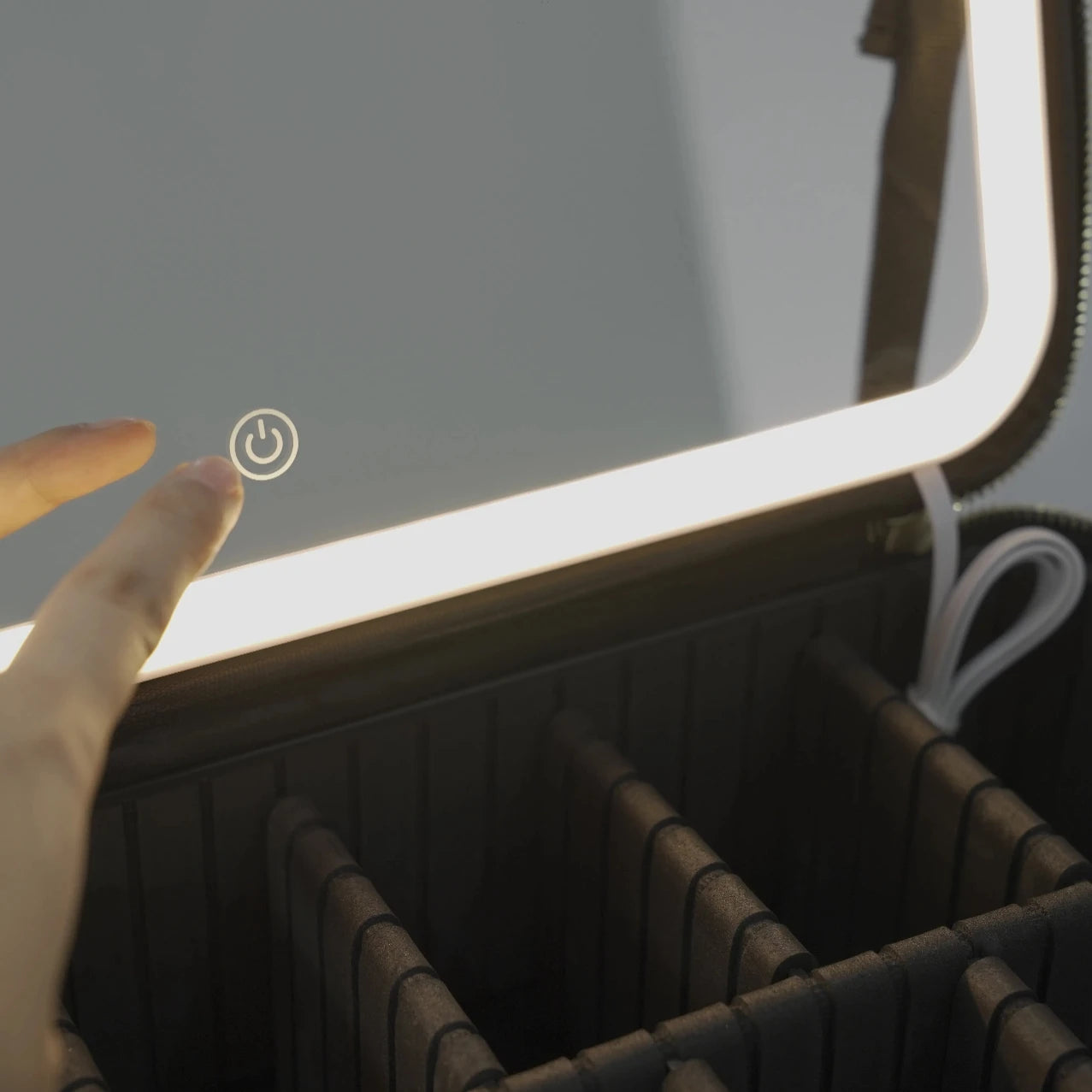 Smart LED Makeup Case with Mirror