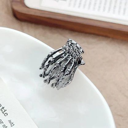 Mini Skeleton Hand Hair Claw - Gothic Grip Accessory for Halloween